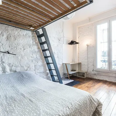 Cosy 40m² Near Montmartre Parigi