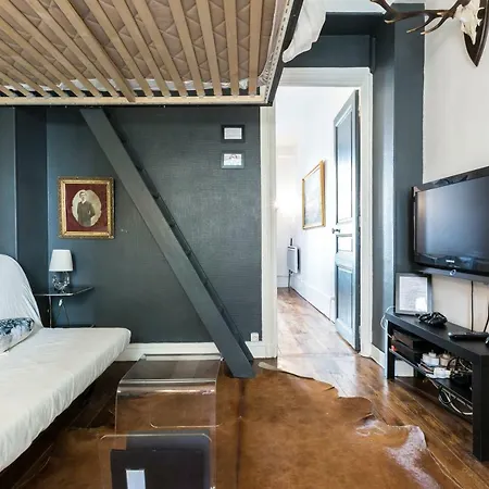 Cosy 40m² Near Montmartre Parigi